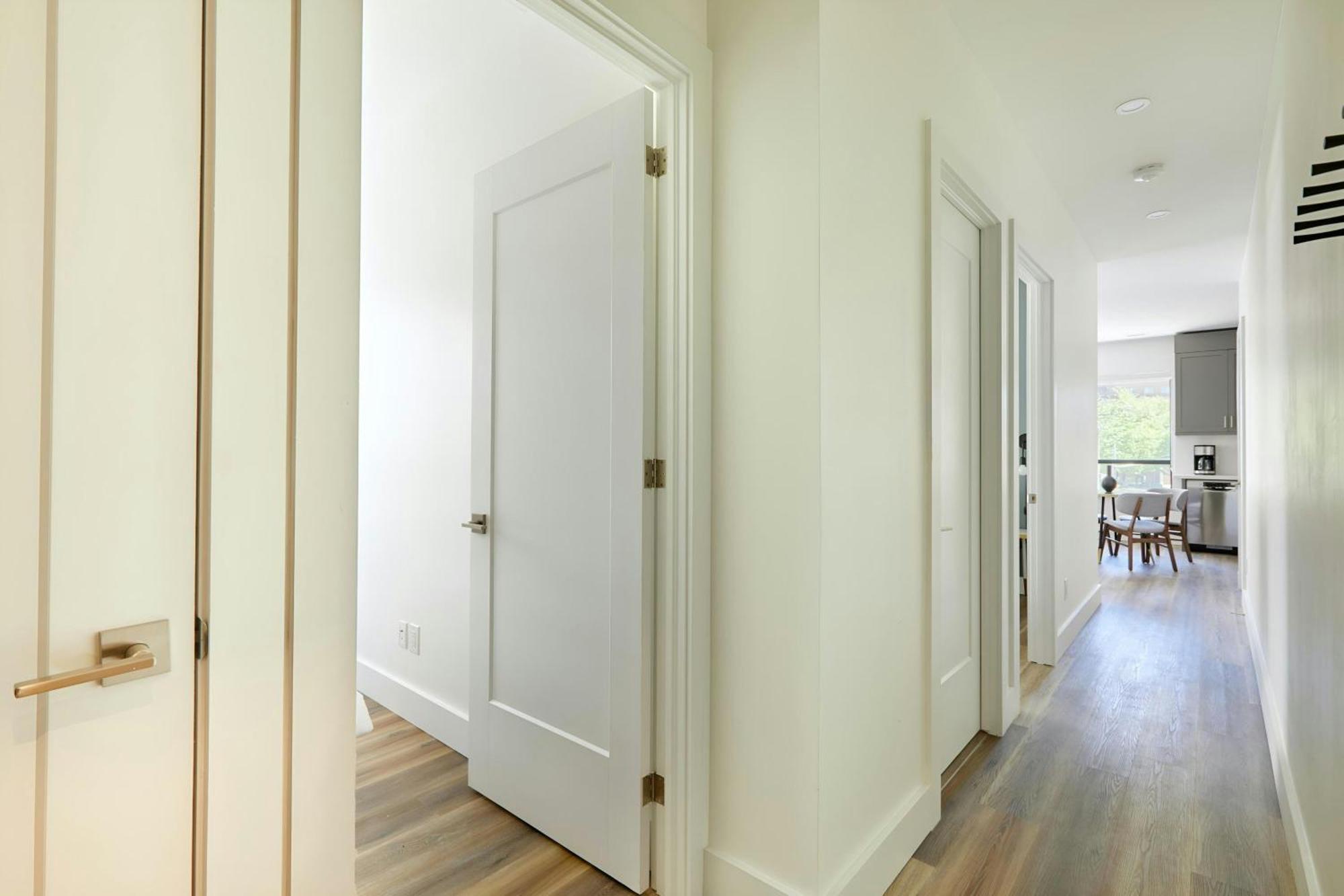 Hotel Sonder By Marriott Bonvoy The Elm Downtown Toronto